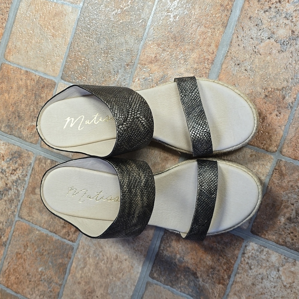 Matisee Sandals | Size 8 - Picture 2 of 8